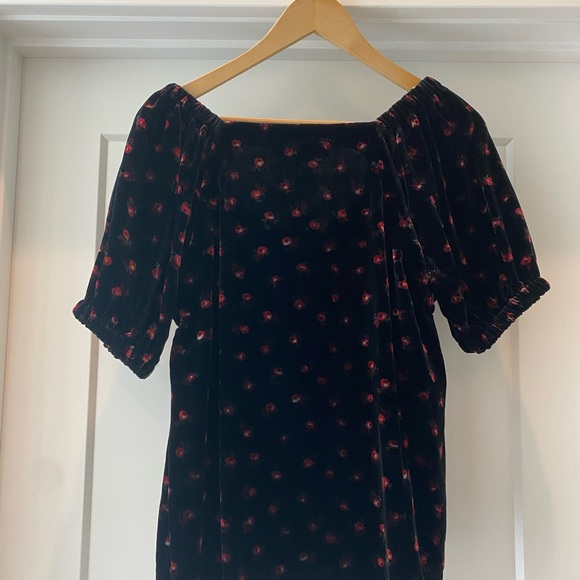 NWT New LOFT Floral Velvet Puff Sleeve Top Size Small - Picture 7 of 8